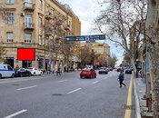 Satılır 3 otaqlı köhnə tikili 80 m², Sahil m., photo 1 from 8