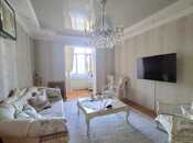 Продаётся 4-комн. вторичка 100 м², photo 1 from 8
