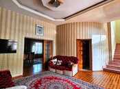 Satılır 8 otaqlı həyət evi/bağ evi 300 m², Badamdar q., photo 1 from 8