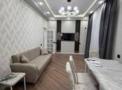 Продаётся 2-комн. вторичка 45 м², м. Иншаатчылар, photo 1 from 8