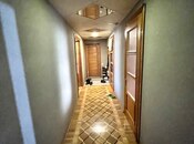 Satılır 5 otaqlı köhnə tikili 130 m², Azadlıq Prospekti m., photo 2 from 8