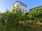 Satılır 8 otaqlı həyət evi/bağ evi 450 m², Badamdar q., photo 1 from 8