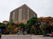 Сдаётся 3-комн. новостройка 110 м², м. Низами, photo 1 from 8