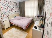 Satılır 2 otaqlı köhnə tikili 55 m², Xalqlar Dostluğu m., photo 4 from 5