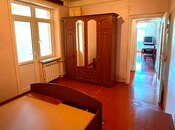 Satılır 2 otaqlı köhnə tikili 60 m², Neftçilər m., photo 2 from 8
