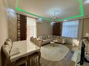 Продаётся 2-комн. вторичка 56 м², photo 1 from 8