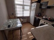 Satılır 3 otaqlı köhnə tikili 75 m², İnşaatçılar m., photo 6 from 8