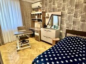 Satılır 4 otaqlı köhnə tikili 120 m², Qara Qarayev m., photo 6 from 8