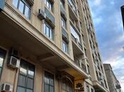 Satılır 4 otaqlı yeni tikili 185 m², Sahil m., photo 1 from 8