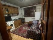 Satılır 2 otaqlı köhnə tikili 65 m², Azadlıq Prospekti m., photo 2 from 8