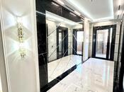 Сдаётся 3-комн. новостройка 116 м², м. 28 мая, photo 1 from 8