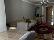 Продаётся 3-комн. вторичка 65 м², м. Кара Караев, photo 3 from 8