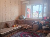 Satılır 2 otaqlı köhnə tikili 60 m², Qaraçuxur q., photo 1 from 8