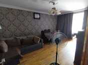 Продаётся 3-комн. вторичка 60 м², м. Нефтчиляр, photo 1 from 8