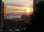 Продаётся 3-комн. вторичка 70 м², м. Ази Асланов, photo 7 from 8