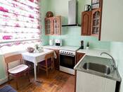 İcarəyə verilir 2 otaqlı köhnə tikili 68 m², Nizami m., photo 5 from 6