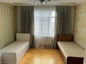 İcarəyə verilir 3 otaqlı yeni tikili 115 m², İnşaatçılar m., photo 4 from 8