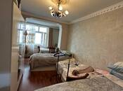 Продаётся 3-комн. вторичка 65 м², м. Ази Асланов, photo 4 from 8
