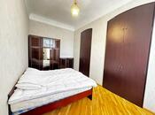 Сдаётся 3-комн. вторичка 130 м², м. Низами, photo 1 from 8