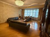 Satılır 4 otaqlı yeni tikili 170 m², 28 May m., photo 1 from 8