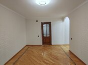 Продаётся 3-комн. вторичка 60 м², м. Иншаатчылар, photo 4 from 8