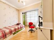 Satılır 5 otaqlı köhnə tikili 120 m², Qara Qarayev m., photo 3 from 8
