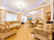 Satılır 5 otaqlı köhnə tikili 120 m², Qara Qarayev m., photo 1 from 8
