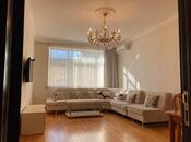 Сдаётся 3-комн. новостройка 100 м², м. Низами, photo 1 from 8