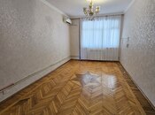 Satılır 3 otaqlı köhnə tikili 75 m², 7-ci mikrorayon q., photo 1 from 8