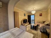 Satılır 3 otaqlı köhnə tikili 75 m², Nərimanov r., photo 2 from 8