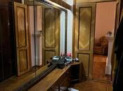 Продаётся 5-комн. вторичка 170 м², м. Низами, photo 1 from 8