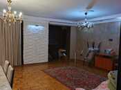 Satılır 4 otaqlı köhnə tikili 115 m², İnşaatçılar m., photo 1 from 8