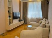 Продаётся 2-комн. новостройка 75 м², Бинагадинский р., photo 1 from 8