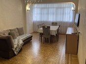 Satılır 3 otaqlı köhnə tikili 85 m², İnşaatçılar m., photo 1 from 8