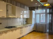 Satılır 3 otaqlı yeni tikili 130 m², İnşaatçılar m., photo 2 from 8