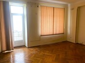 Satılır 3 otaqlı köhnə tikili 103 m², Sahil m., photo 2 from 8