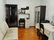 Продаётся 2-комн. вторичка 60 м², м. Нефтчиляр, photo 6 from 8