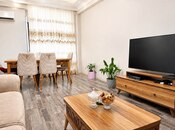 Продаётся 2-комн. новостройка 63 м², м. Иншаатчылар, photo 1 from 8