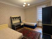 Сдаётся 4-комн. вторичка 120 м², м. Низами, photo 8 from 8
