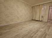 Satılır 2 otaqlı köhnə tikili 60 m², İnşaatçılar m., photo 4 from 8