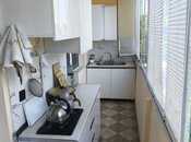 Satılır 3 otaqlı köhnə tikili 80 m², İnşaatçılar m., photo 8 from 8