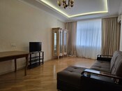 İcarəyə verilir 3 otaqlı yeni tikili 130 m², İnşaatçılar m., photo 3 from 8