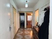 Satılır 4 otaqlı köhnə tikili 110 m², İnşaatçılar m., photo 6 from 8