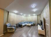 Сдаётся 2-комн. новостройка 115 м², м. Низами, photo 1 from 8