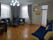 Сдаётся 2-комн. новостройка 80 м², м. Низами, photo 1 from 8