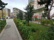 Satılır 3 otaqlı yeni tikili 120 m², 8-ci mikrorayon q., photo 1 from 8