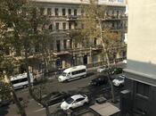 Satılır 3 otaqlı köhnə tikili 100 m², Sahil m., photo 1 from 8