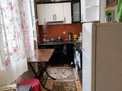 Satılır 2 otaqlı köhnə tikili 52 m², İnşaatçılar m., photo 7 from 8