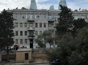 Сдаётся 2-комн. новостройка 70 м², м. Ичеришехер, photo 1 from 8