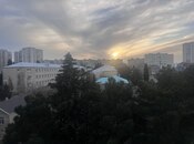 Satılır 4 otaqlı köhnə tikili 110 m², Köhnə Günəşli q., photo 1 from 8